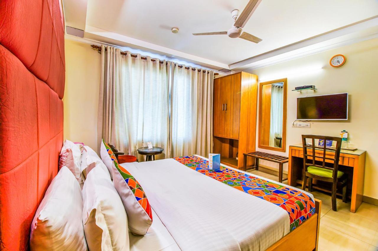 Fabhotel Signature Plaza New Delhi Eksteriør bilde